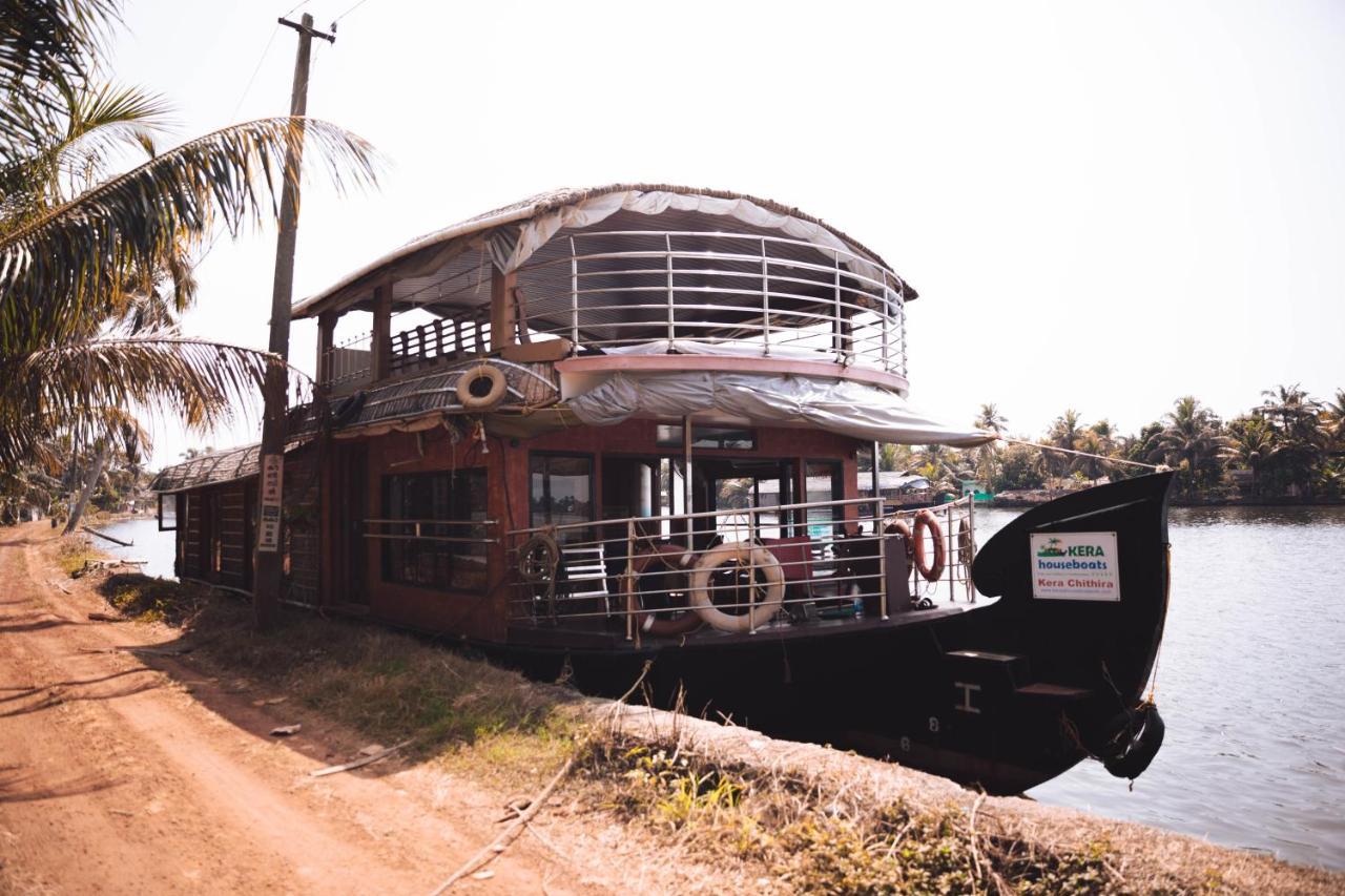 Kera Houseboats Alleppey Alappuzha Eksteriør billede
