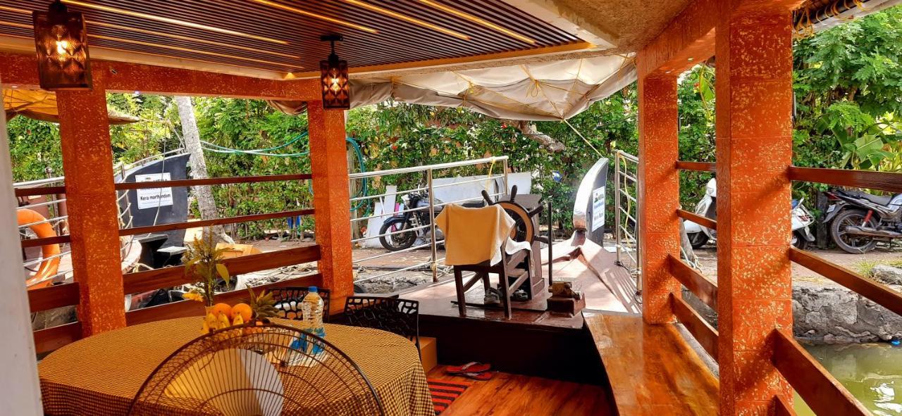 Kera Houseboats Alleppey Alappuzha Eksteriør billede