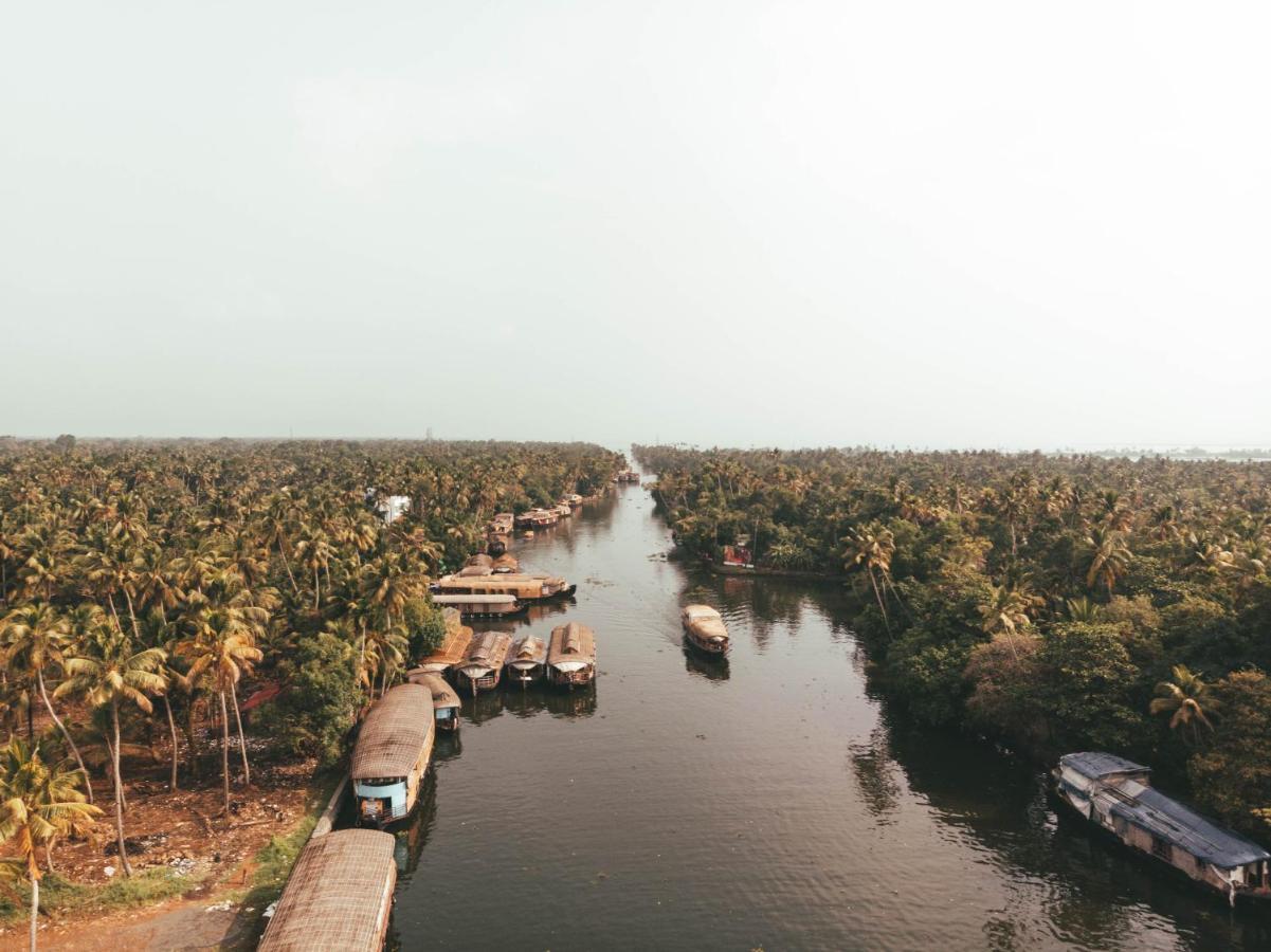 Kera Houseboats Alleppey Alappuzha Eksteriør billede