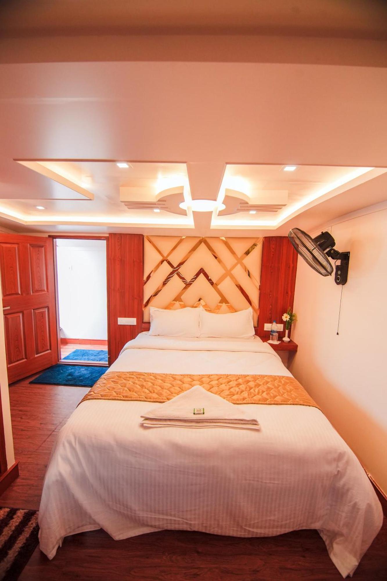 Kera Houseboats Alleppey Alappuzha Eksteriør billede