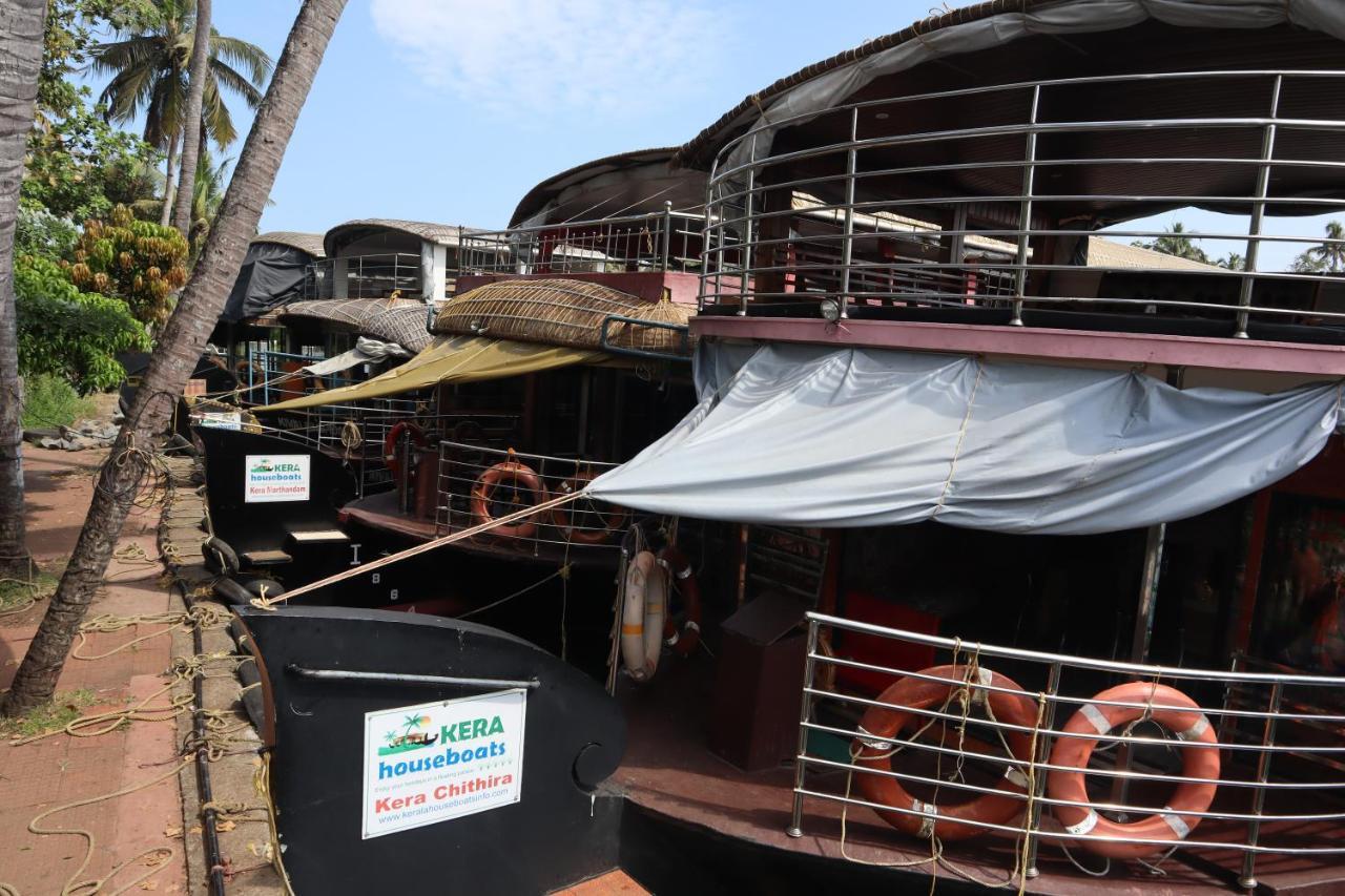 Kera Houseboats Alleppey Alappuzha Eksteriør billede